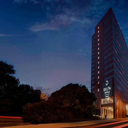 Delta Hotels By Marriott Richmond Downtown Екстериор снимка