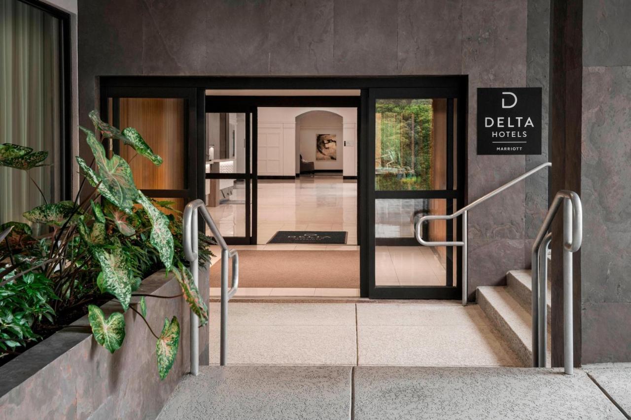 Delta Hotels By Marriott Richmond Downtown Екстериор снимка
