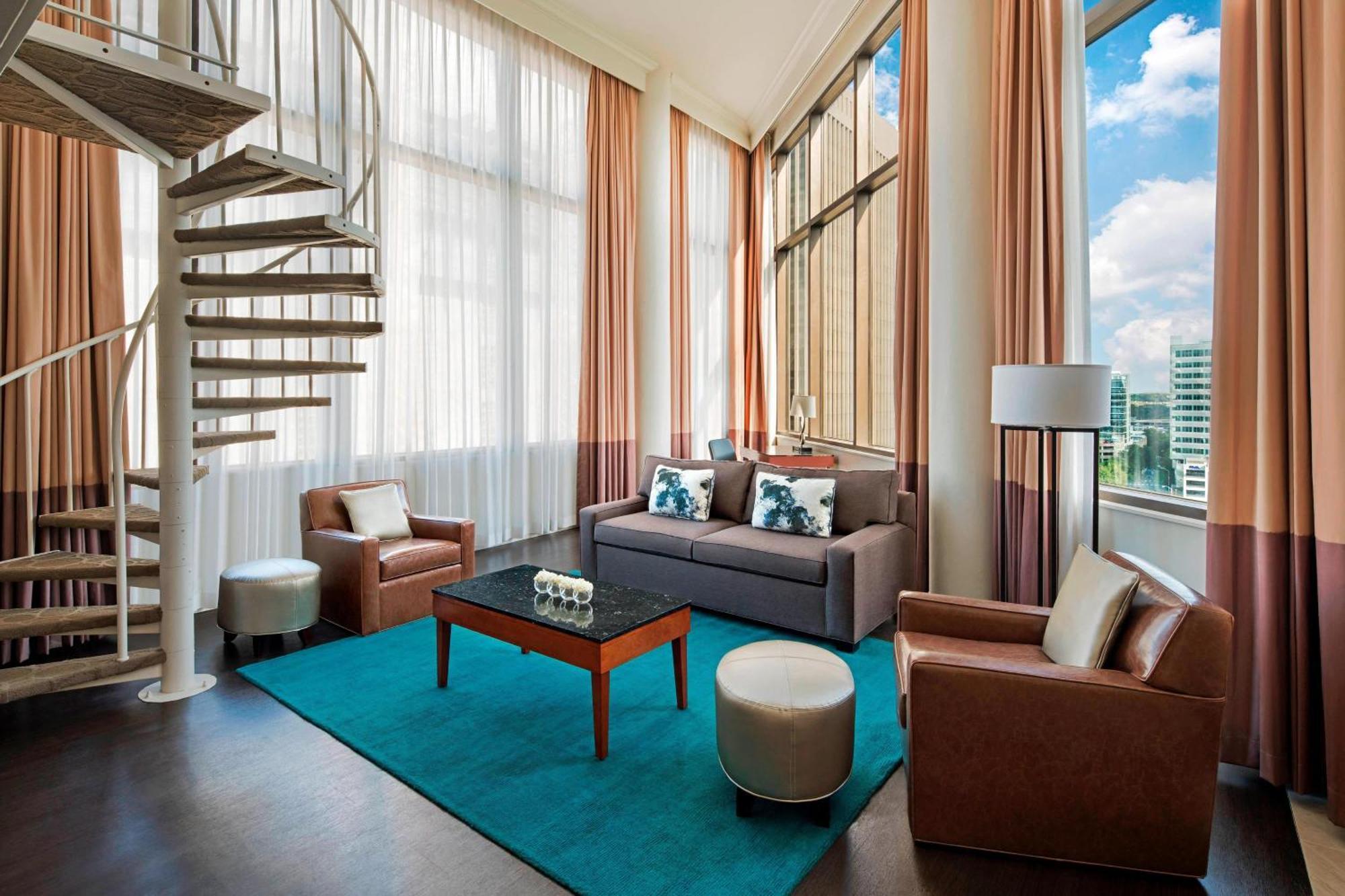 Delta Hotels By Marriott Richmond Downtown Екстериор снимка