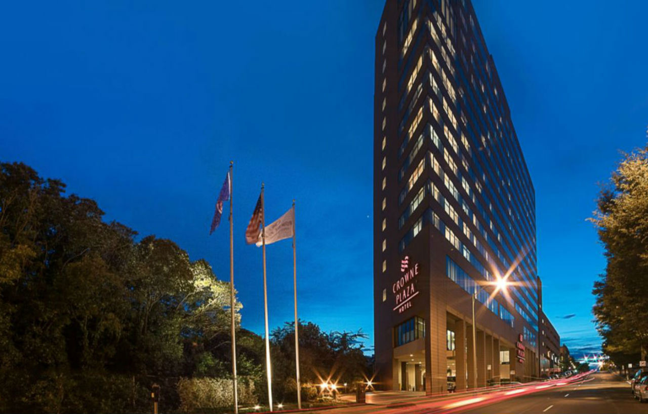 Delta Hotels By Marriott Richmond Downtown Екстериор снимка